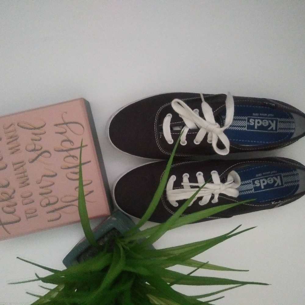 Navy blue Keds